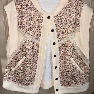 POL Cream and Orange Floral Button Down Vest